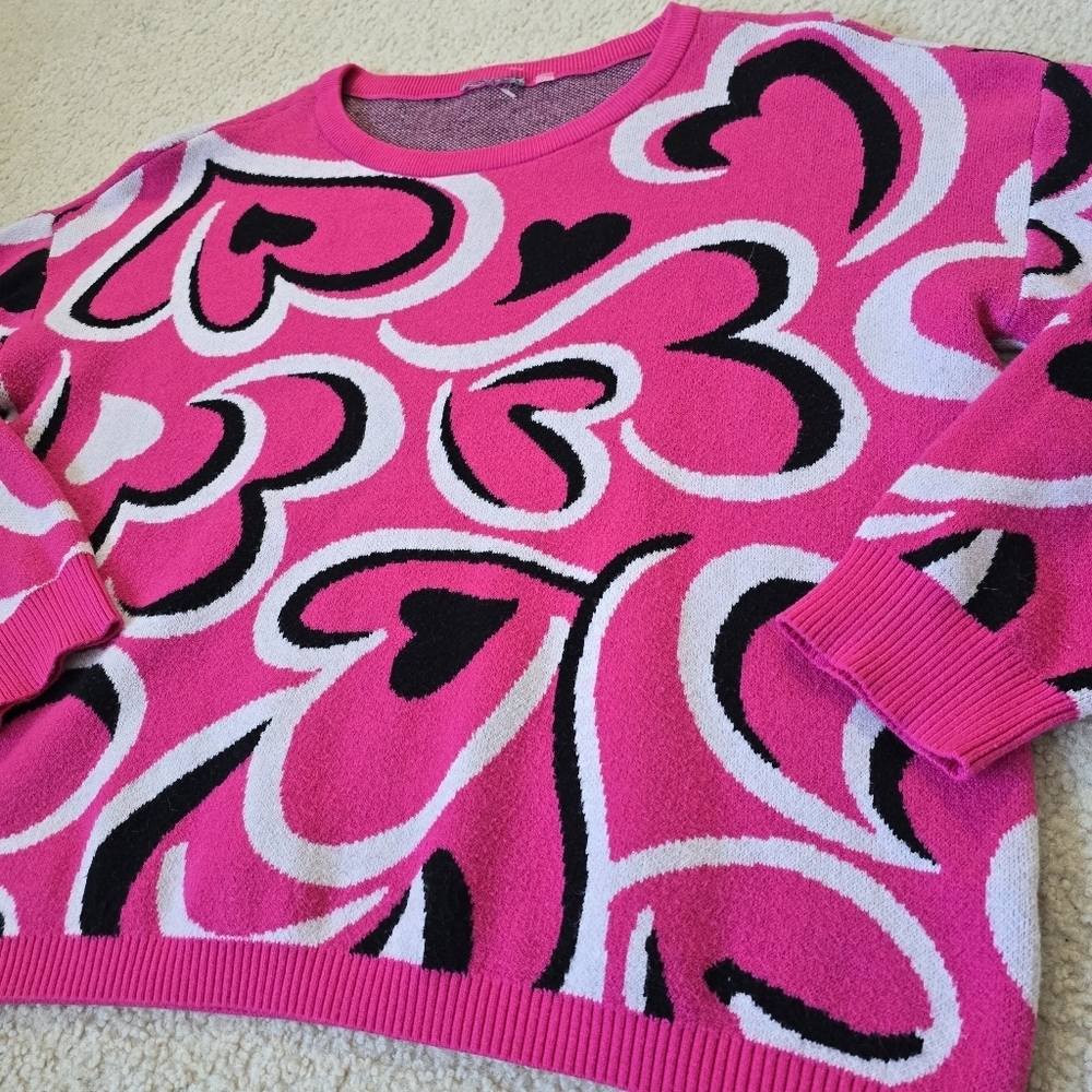 Hot Pink Heart Graphic Sweater – Size Large/XL - Picture 2 of 6
